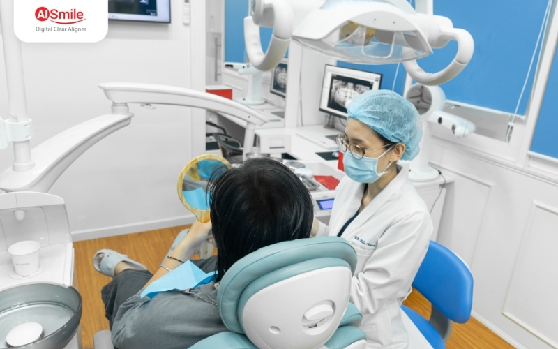Trả góp trực tiếp tại nha khoa: Chia nhỏ lộ trình, không cần thẻ tín dụng, không phí phát sinh.